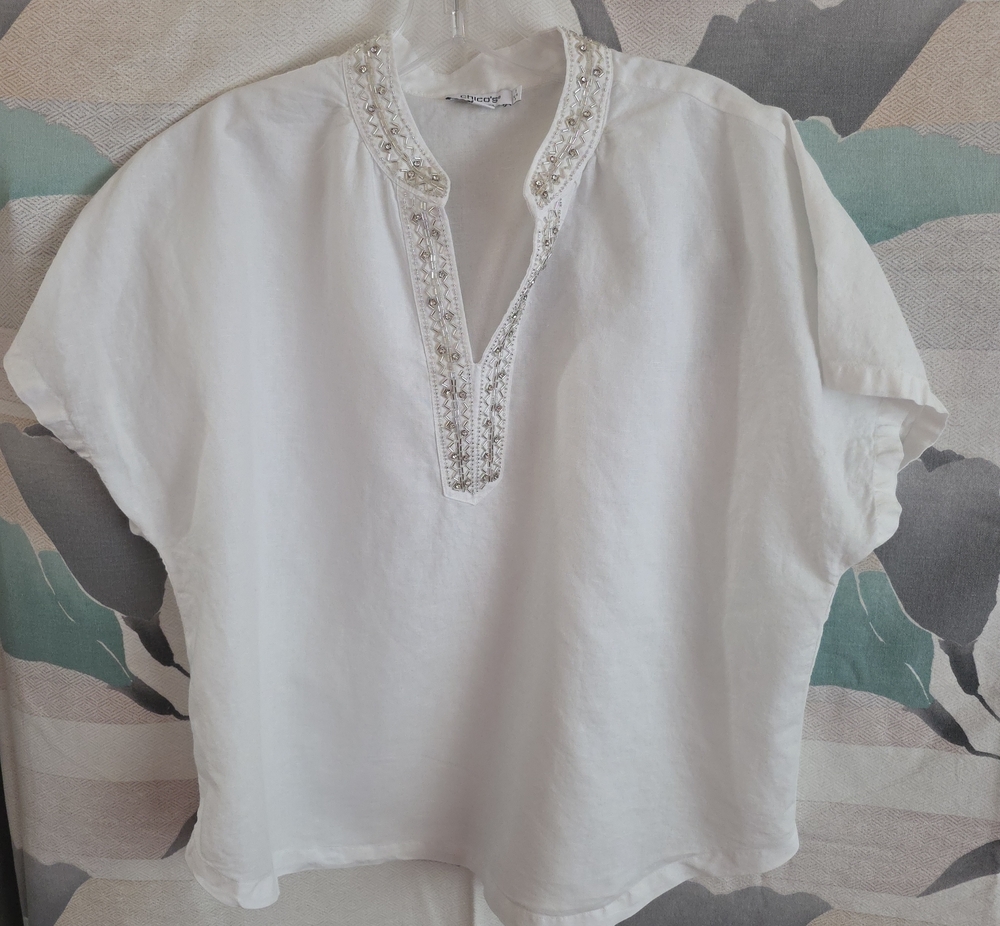 Chico's White Embellished Split-Neck Tunic